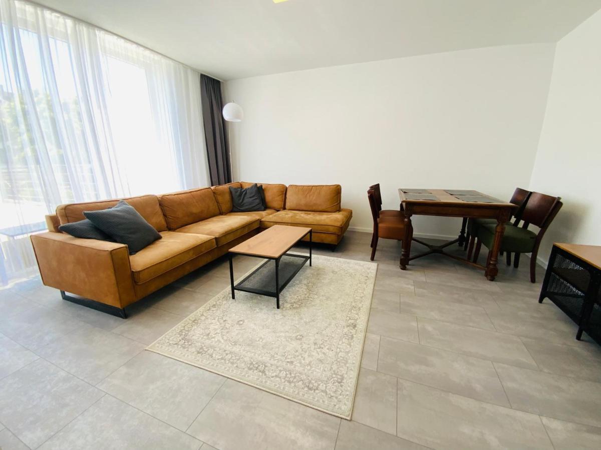 Sehr Schoenes Haus Mit Terasse Naehe Duesseldorf Apartment Krefeld Bagian luar foto