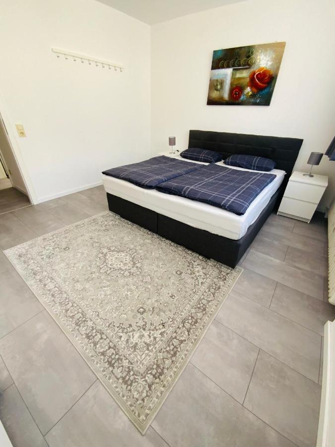 Sehr Schoenes Haus Mit Terasse Naehe Duesseldorf Apartment Krefeld Bagian luar foto