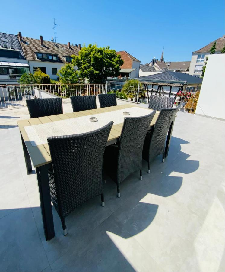 Sehr Schoenes Haus Mit Terasse Naehe Duesseldorf Apartment Krefeld Bagian luar foto