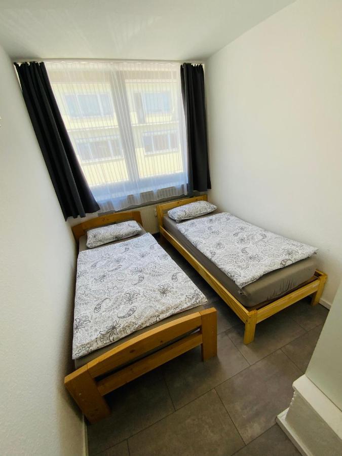 Sehr Schoenes Haus Mit Terasse Naehe Duesseldorf Apartment Krefeld Bagian luar foto